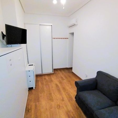 Puerta Del Sol - Apartamento Para 6 Мадрид Экстерьер фото